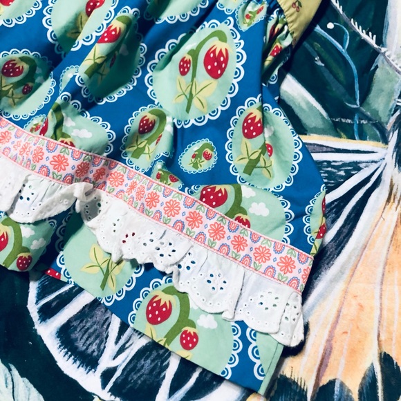 SOLD Matilda Jane Strawberry, Lace Dress With Tie On Back Size 4 - Picture 5 of 9